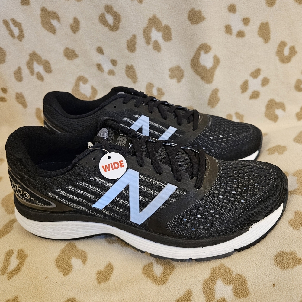 New Balance 860 size 12EE